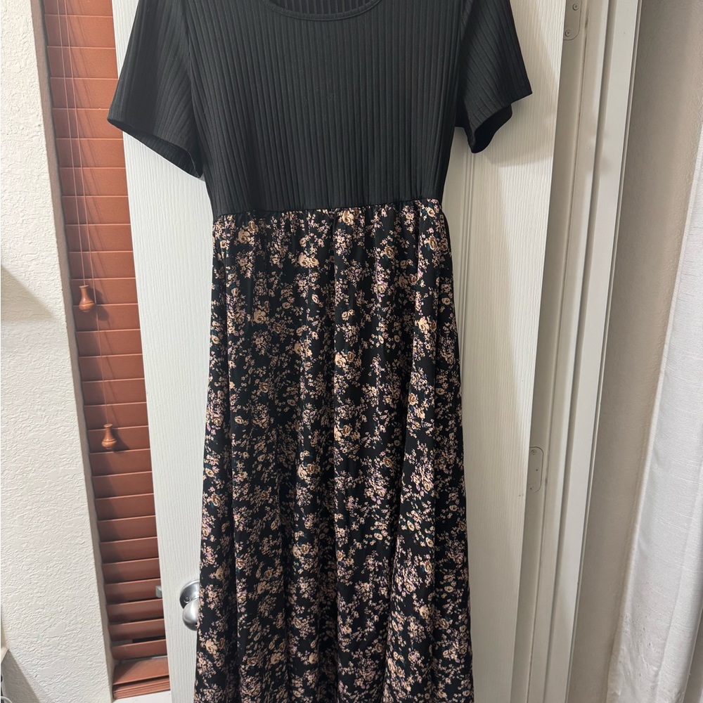 SHEIN Black Ribbed Top Floral Maxi Dress with Pink Accent